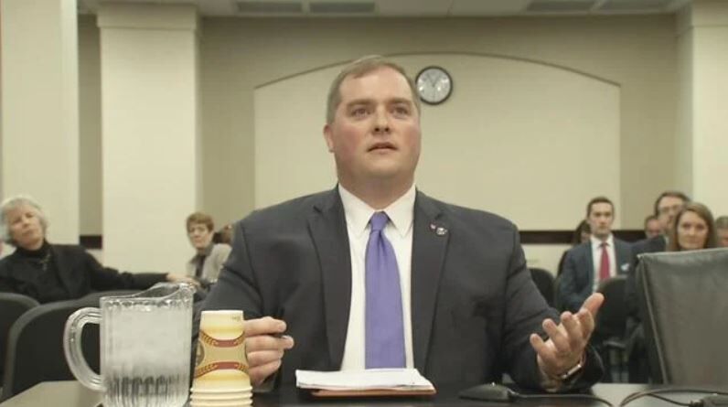 Poll: GOP voters support Kentucky red flag bill